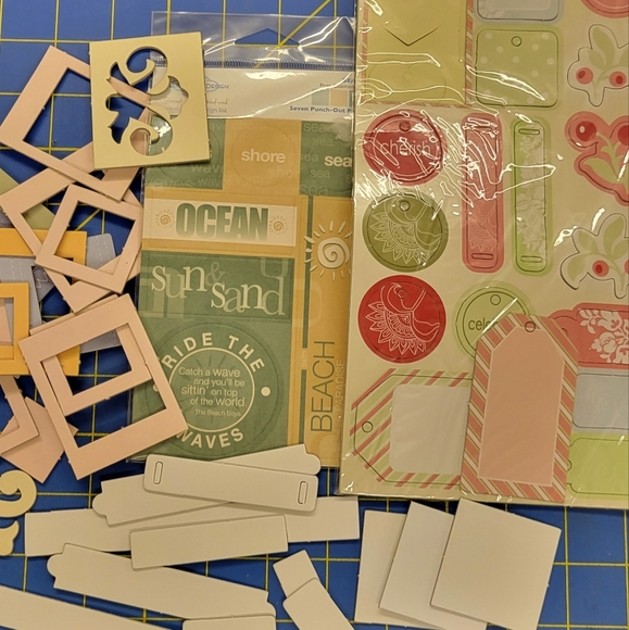 Paper Crafts Scrapbook Chipboard Lot of 31 items - Picture 1 of 5